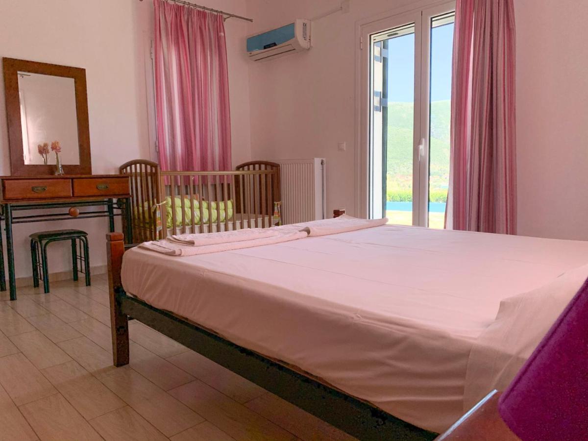 Aegli Apartment Vasiliki  Ngoại thất bức ảnh